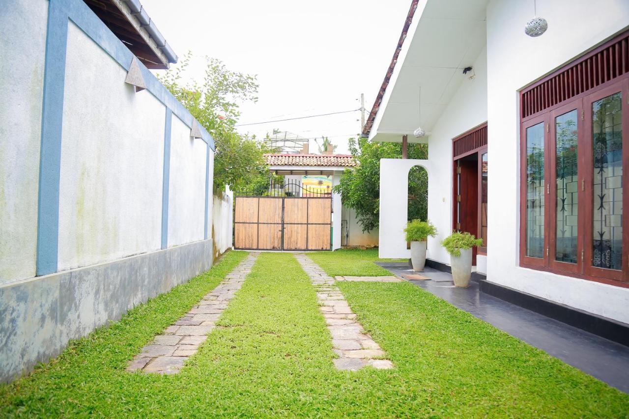 Villa No34 Hikkaduwa Exteriör bild